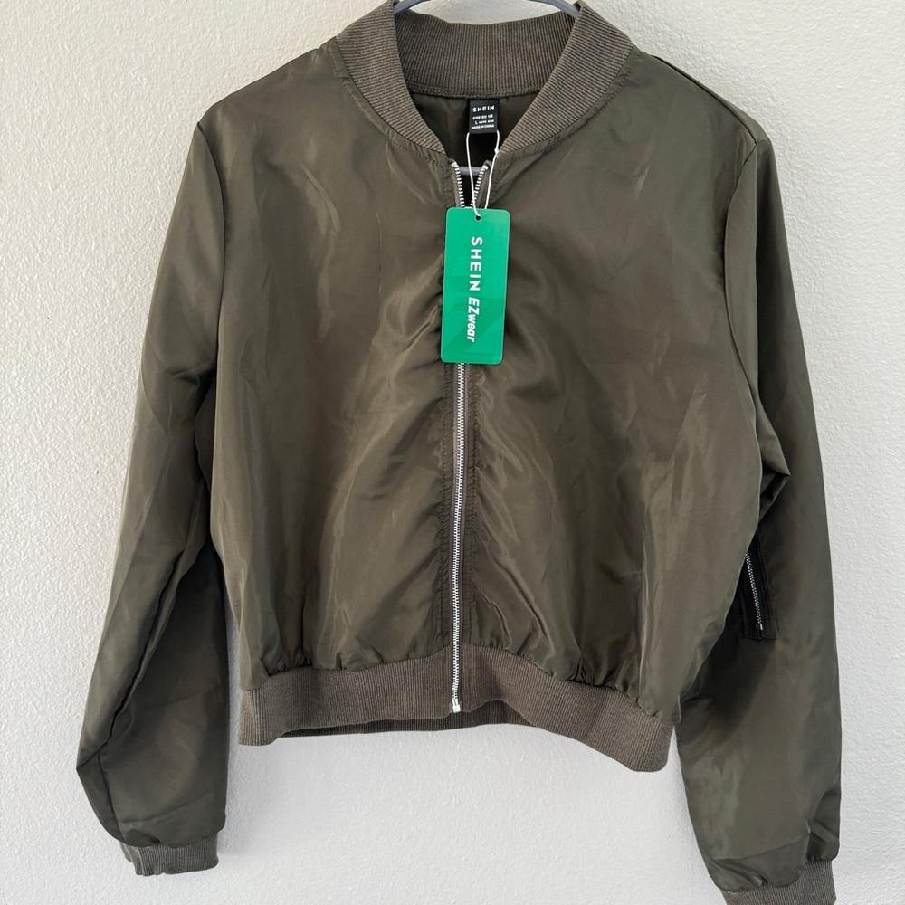 SHEIN women classic zip up biker crop jacket, size L
